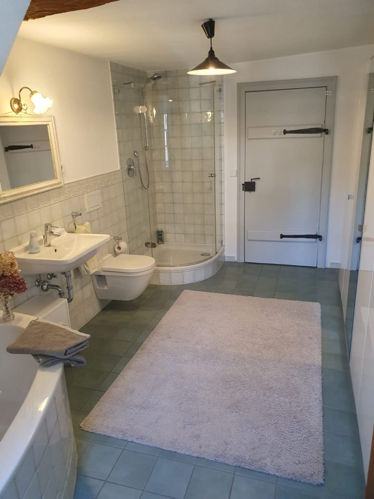 Ferienzimmer im 1.OG FEWO 02